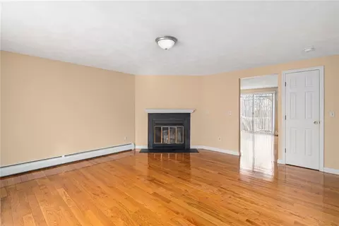 37 Eagle Run #B, East Greenwich, RI 02818 photo 13