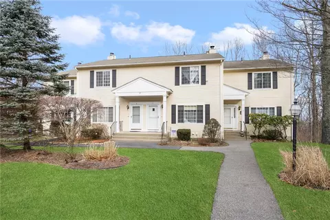 37 Eagle Run #B, East Greenwich, RI 02818 photo 1