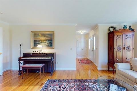 28 Wicklow Rd, Westerly, RI 02891 photo 9