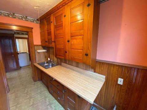 113 Summer St, Woonsocket, RI 02895 photo 8