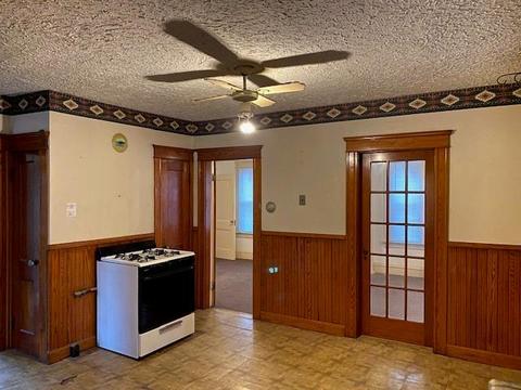 113 Summer St, Woonsocket, RI 02895 photo 5