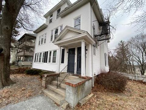 113 Summer St, Woonsocket, RI 02895 photo 3