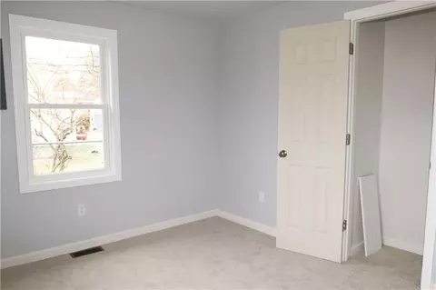 22 Langley St, Warwick, RI 02886 photo 11