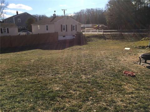 281 Avenue A Ave, Woonsocket, RI 02895 photo 11