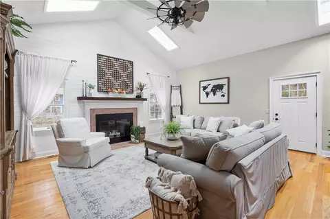 11 Pasco Cir, Warwick, RI 02886 photo 14