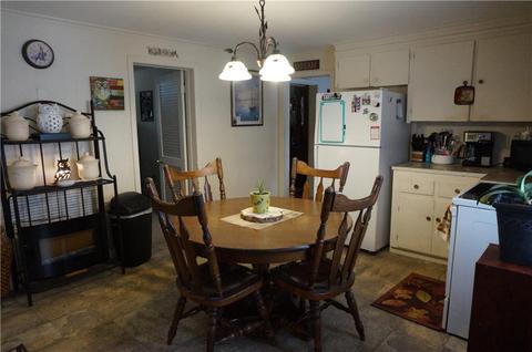 1805 Mendon Rd, Woonsocket, RI 02895 photo 4