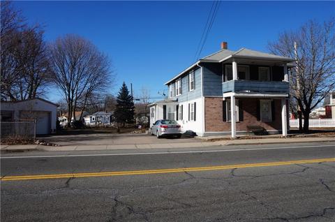 1805 Mendon Rd, Woonsocket, RI 02895 photo 3