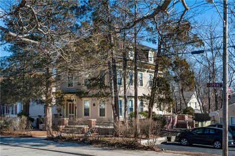 129 Spring St, Woonsocket, RI 02895 photo 8