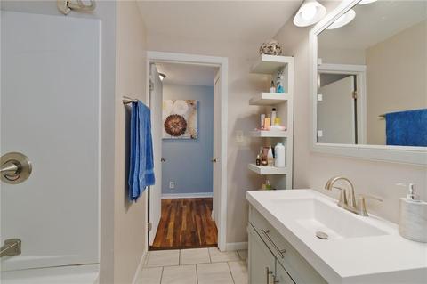 328 Orchard St, Woonsocket, RI 02895 photo 11