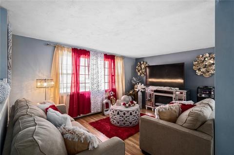 328 Orchard St, Woonsocket, RI 02895 photo 7