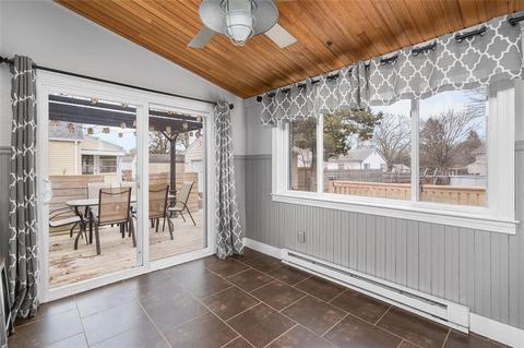 46 Barber Ave, Warwick, RI 02886 photo 22