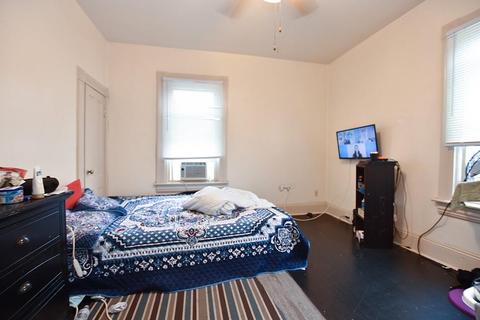 212 Welles St, Woonsocket, RI 02895 photo 4