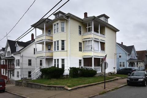 212 Welles St, Woonsocket, RI 02895 photo 10