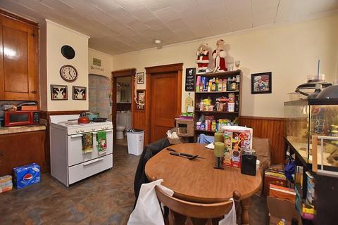 212 Welles St, Woonsocket, RI 02895 photo 6