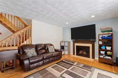 132 Black Plain Rd, Exeter, RI 02822 photo 17