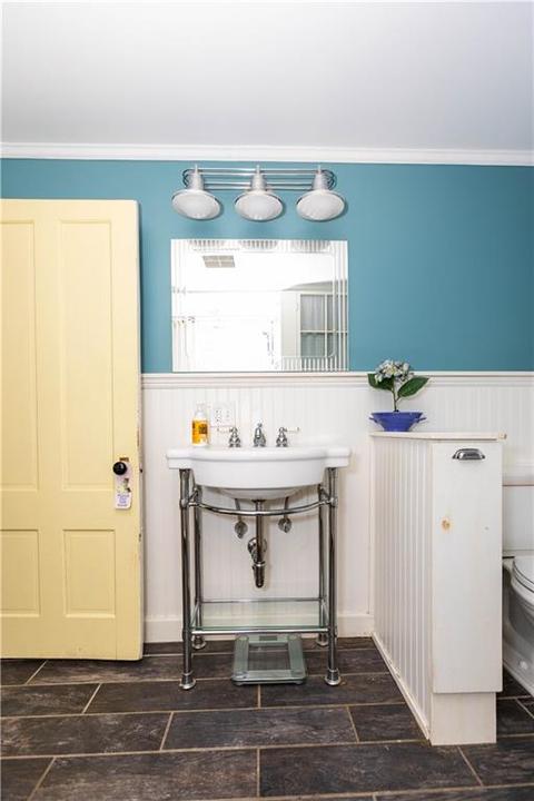 600 Lapham Farm Rd, Mapleville, RI 02839 photo 18