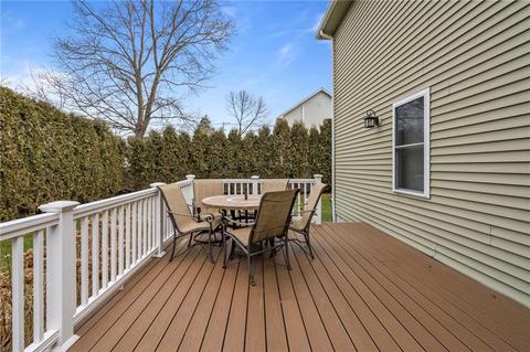 21 Davis Cir, Warwick, RI 02886 photo 35
