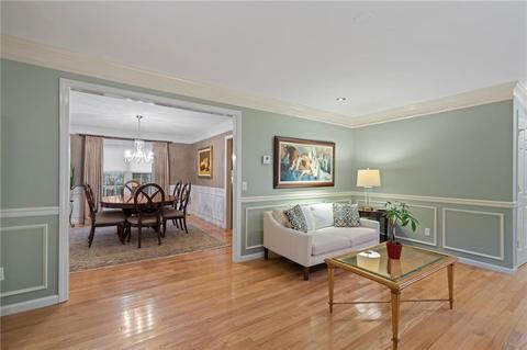 21 Davis Cir, Warwick, RI 02886 photo 7