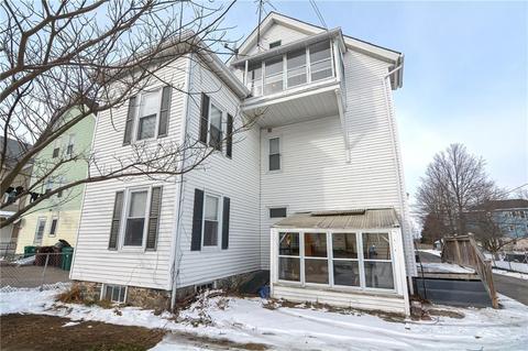 449 Willow St, Woonsocket, RI 02895 photo 6