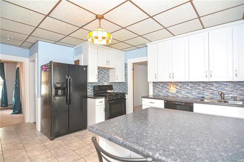449 Willow St, Woonsocket, RI 02895 photo 16