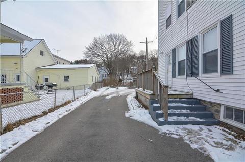 449 Willow St, Woonsocket, RI 02895 photo 5