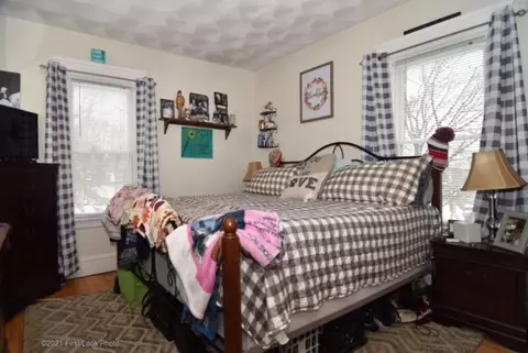 635 Southmain St, Woonsocket, RI 02895 photo 38