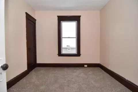 635 Southmain St, Woonsocket, RI 02895 photo 8