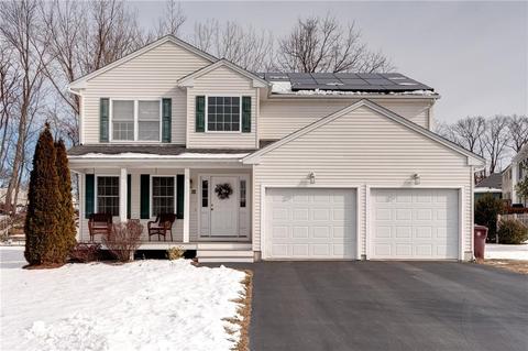 30 Danielle Dr, Woonsocket, RI 02895 photo 1