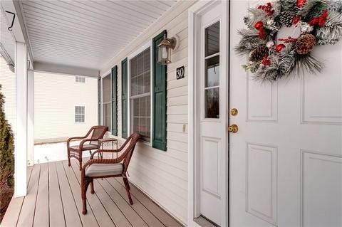 30 Danielle Dr, Woonsocket, RI 02895 photo 4