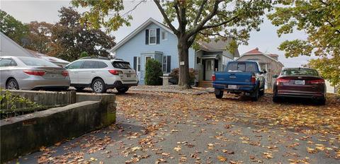 312 Ward St, Woonsocket, RI 02895 photo 4