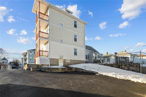 79 Hebert Ave, Woonsocket, RI 02895 photo 6