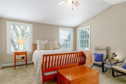 76 Chapmans Ave, Warwick, RI 02886 photo 13