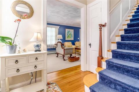 76 Chapmans Ave, Warwick, RI 02886 photo 5
