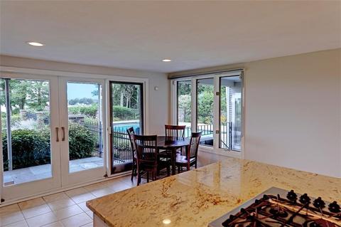 16 Oyster Pt, Warren, RI 02885 photo 12