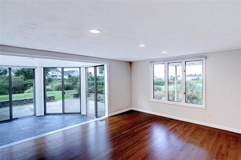 16 Oyster Pt, Warren, RI 02885 photo 13