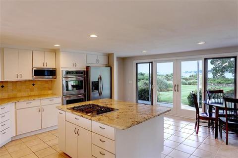 16 Oyster Pt, Warren, RI 02885 photo 9