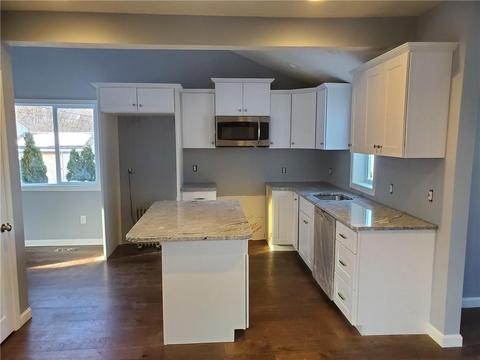 88 Read Ave, Coventry, RI 02816 photo 3