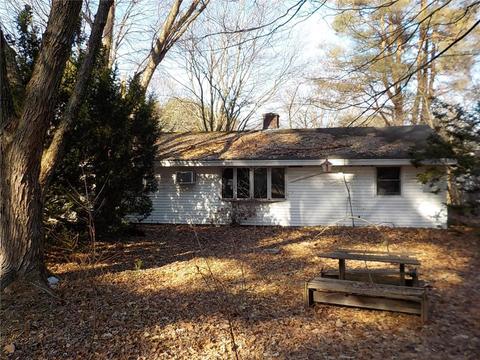 61 Gregory Rd, Framingham, MA 01701 photo 3