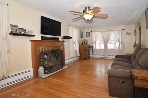 184 Harmony Ct, Warwick, RI 02889 photo 8