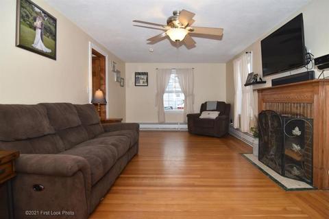 184 Harmony Ct, Warwick, RI 02889 photo 11