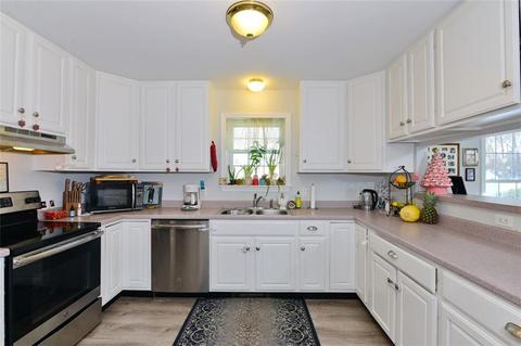 24 W Main Rd, Little Compton, RI 02837 photo 12