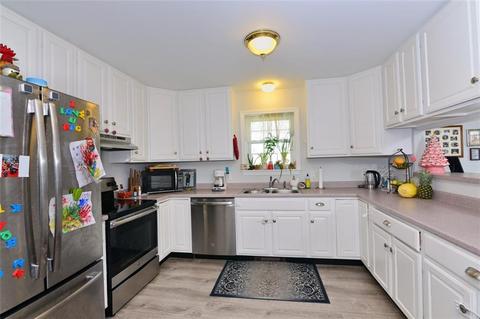 24 W Main Rd, Little Compton, RI 02837 photo 9
