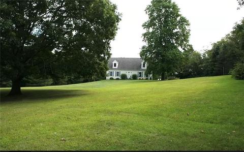 24 W Main Rd, Little Compton, RI 02837 photo 1