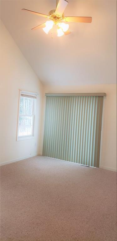 8 Fox Run Rd, Blackstone, MA 01504 photo 6