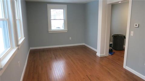 16 Powhatan St, Warwick, RI 02889 photo 12