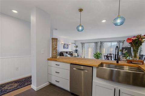282 Shore Rd #B, Westerly, RI 02891 photo 9