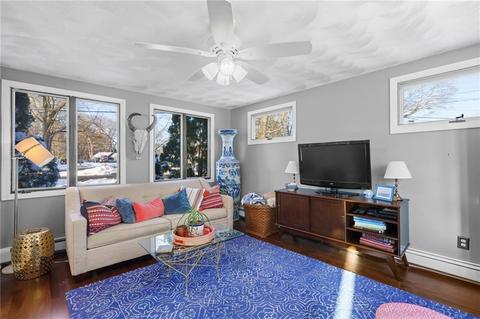 350 Diamond Hill Rd, Warwick, RI 02886 photo 4