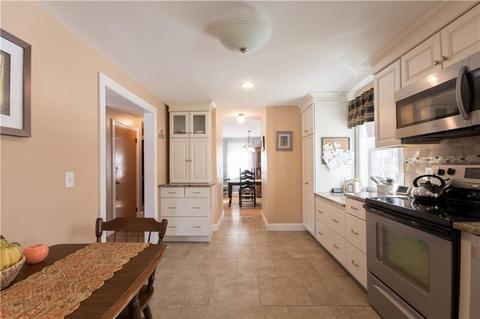 15 Central St, Warwick, RI 02886 photo 16