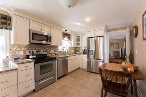 15 Central St, Warwick, RI 02886 photo 10