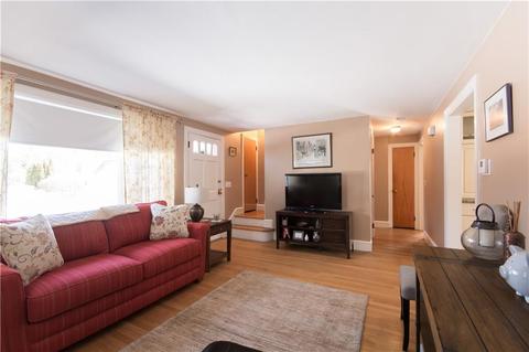 15 Central St, Warwick, RI 02886 photo 19